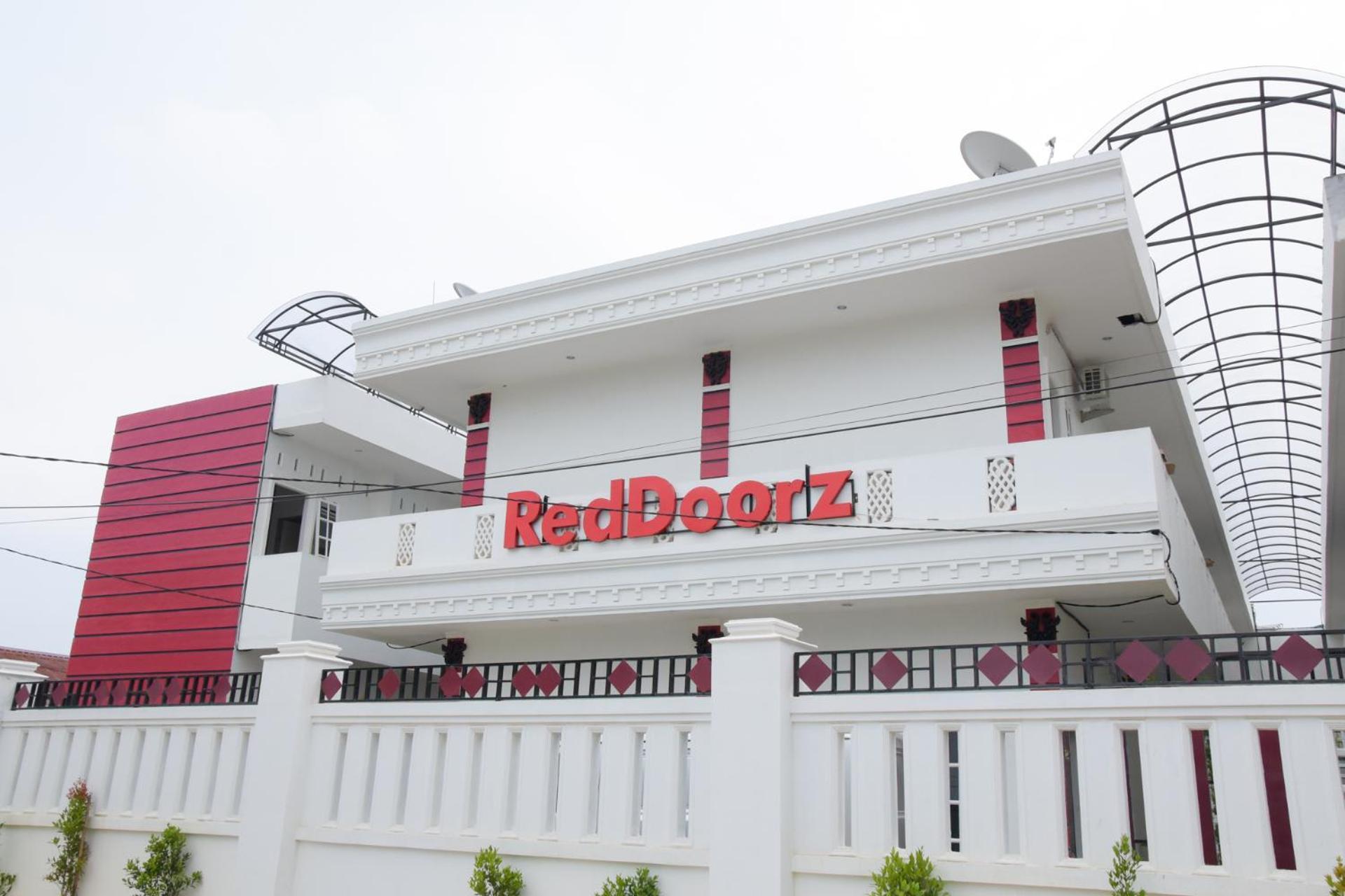 Reddoorz Near Uin Sumatera Utara Medan Exterior foto